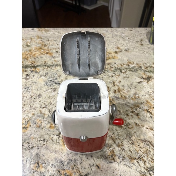 Vintage Ice O Mat Ice Crusher Manual Hand Crank Red White Barware Kitchen Tool - Picture 3 of 6